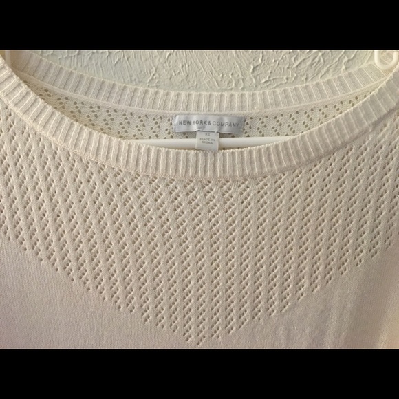 New York & Company Sweater - Picture 3 of 4